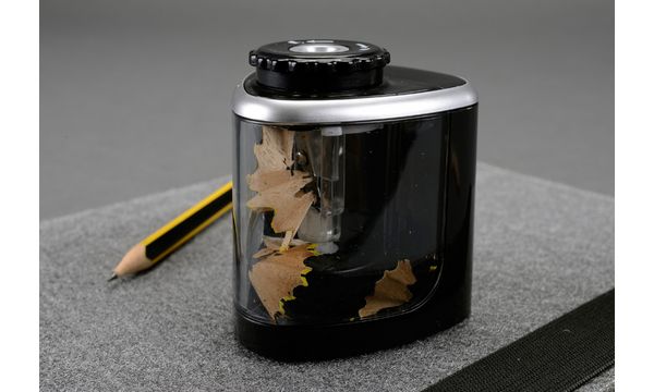 bind elektrischer Spitzer Kunststoff transparent-schwarz