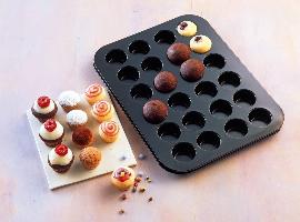 KAISER Inspiration Mini Muffin Backform Blech f�r 24 Muf...